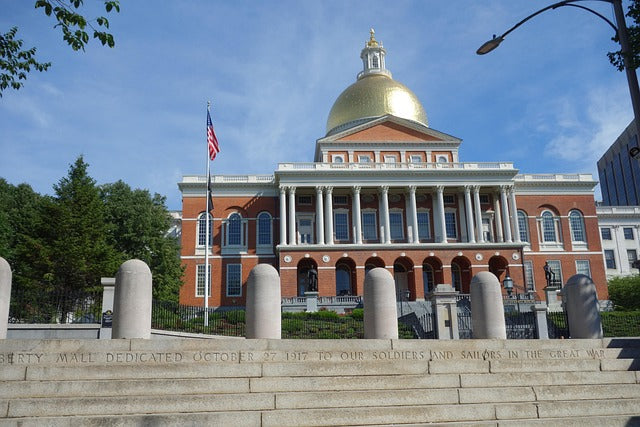 Massachusetts Day β Exploring the Bay State with Your Canine Companion - Boston City Hall